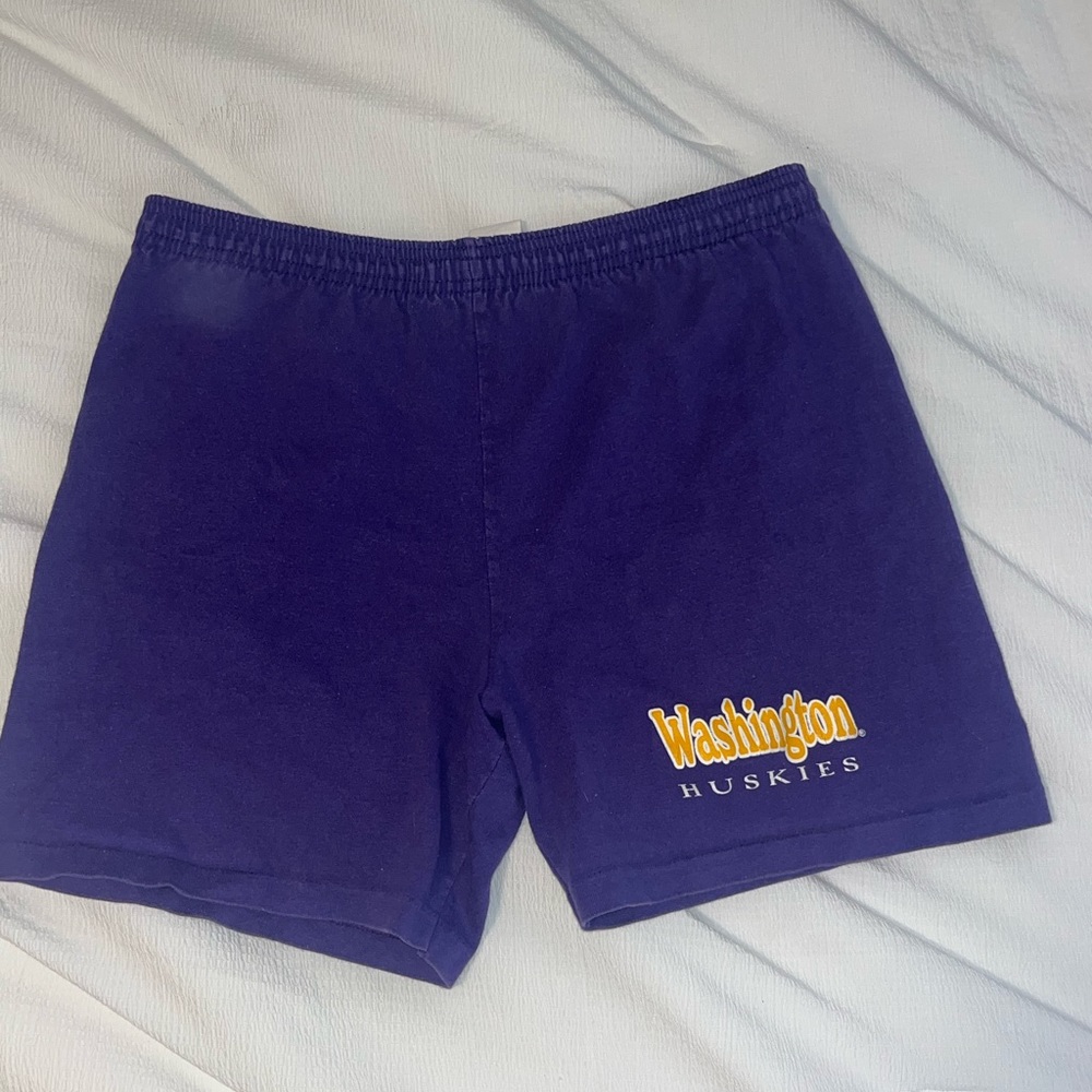 UW purple gameday athletic shorts - size M/L